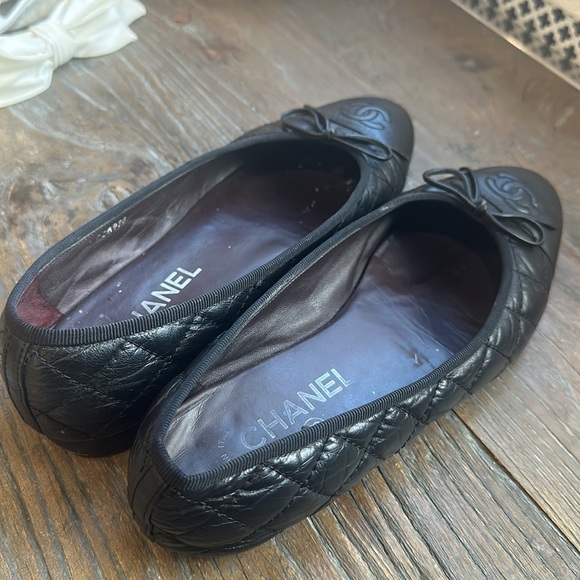 Chanel black quilted leather ballerina flats authentic - Picture 2 of 8